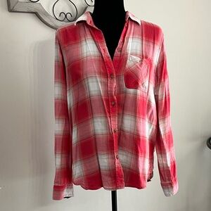 American Eagle Outfitters Red and White Plaid Shirt